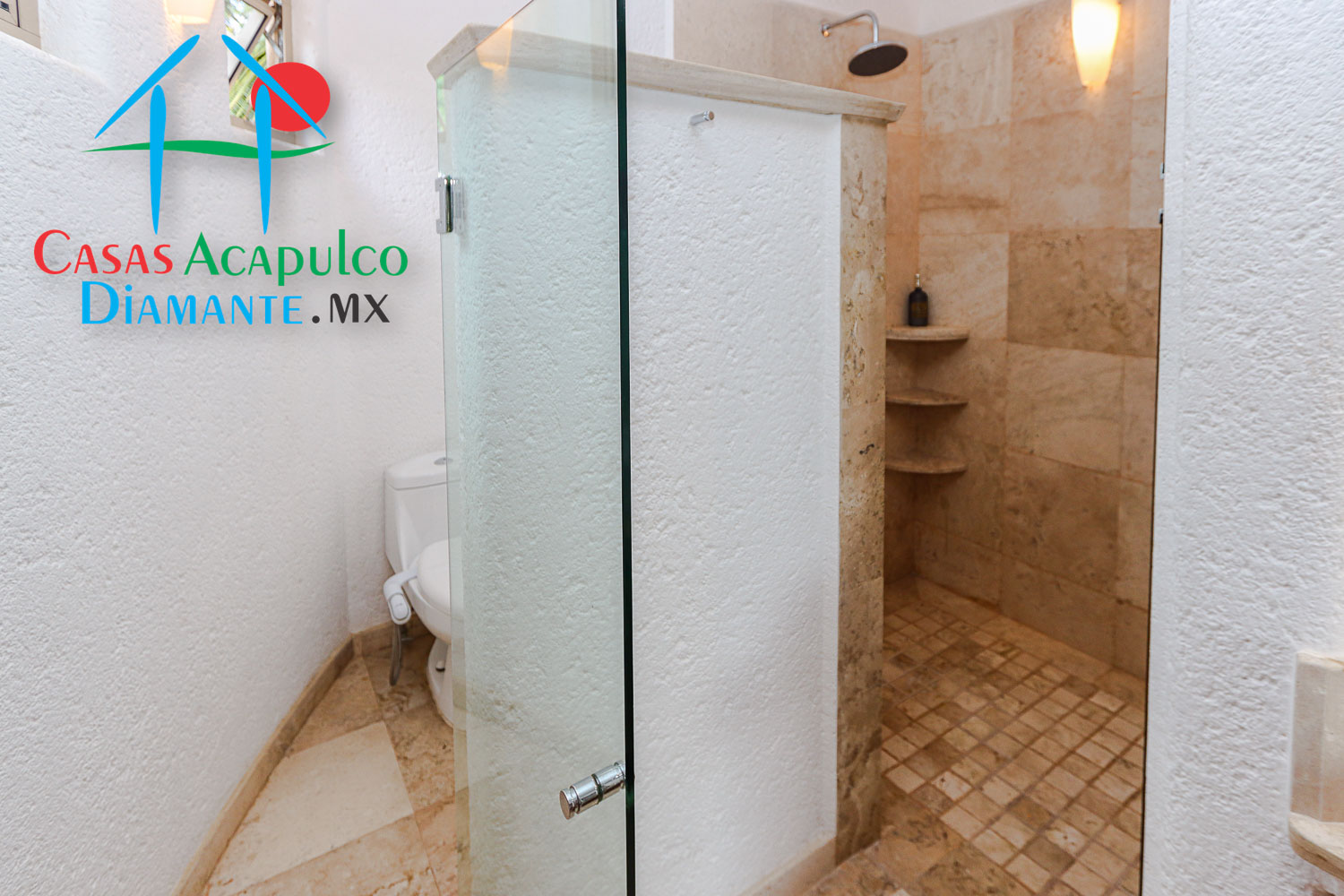 4 Mares casa 2 - Recámara uno 7